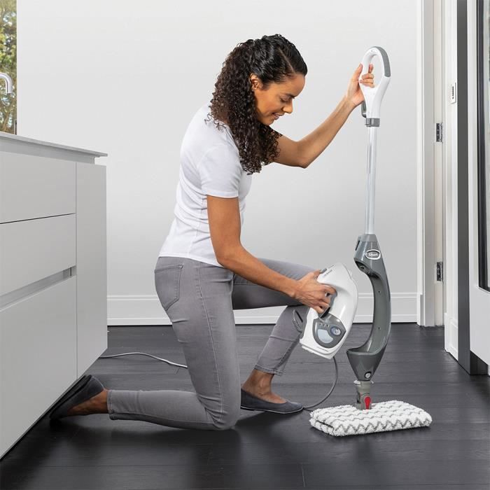 Balai Vapeur 2 en 1 Shark S6005EU   1200 W - pour sols durs  5 Accessoires  Réservoir 500 ml  Gris/Blanc