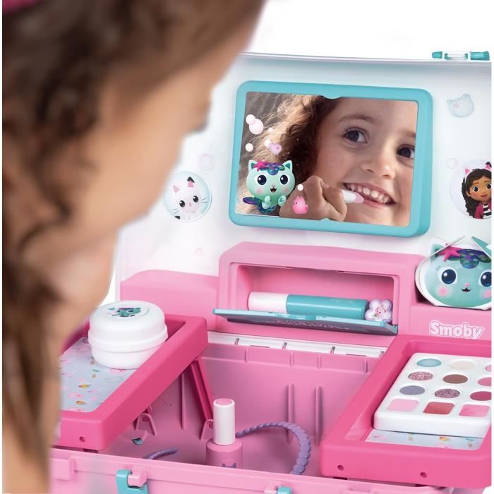 Smoby - Gabby and the Magic House - Easy to carry beauty case - 13 accessories included: hairdressing, nail care, makeup -