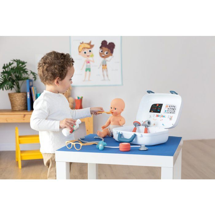 SMOBY - Doctor's Case - Ages 3 and up - Portable - Includes many accessories: thermometer, scissors, bandages, syringe