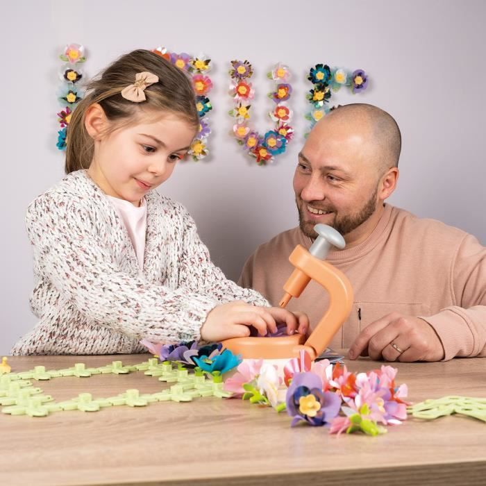 Smoby - Creative leisure - Set of creating flowers and decorative objects - 200 accessories - Made in France