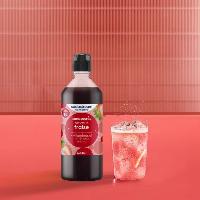 SODASTREAM Concentrates - Pack of 6 Sugar-Free Strawberry Concentrates - Up to 54L of Drinks - 440 ml