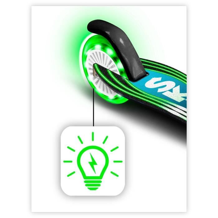 STAMP SKIDS CONTROL folding scooter with light wheels