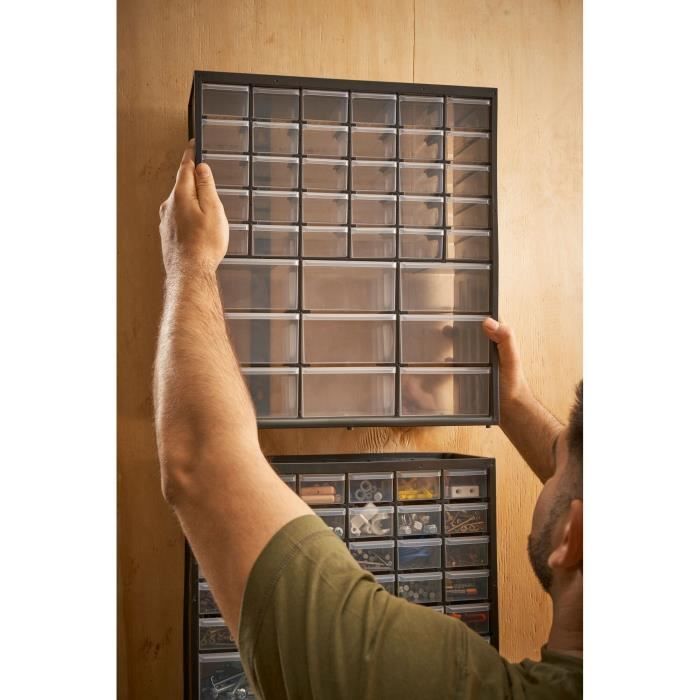 STANLEY Storage locker 39 empty compartments