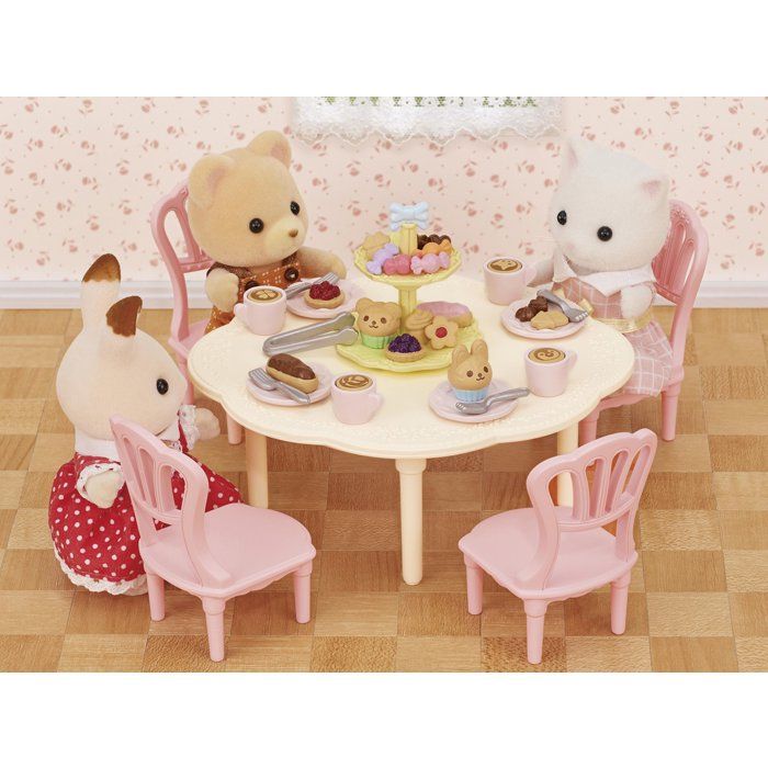 The snack table - SYLVANIAN FAMILIES - 5742 - Table set with chairs, dishes and pastries