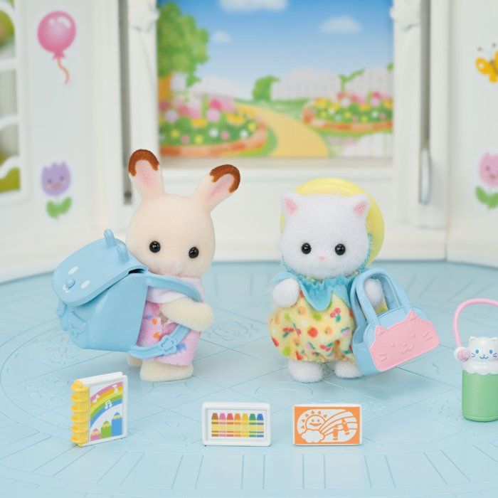 The Baby Duo on a Walk - SYLVANIAN FAMILIES - 5747 - Chocolate Rabbit and Persian Cat with Accessories