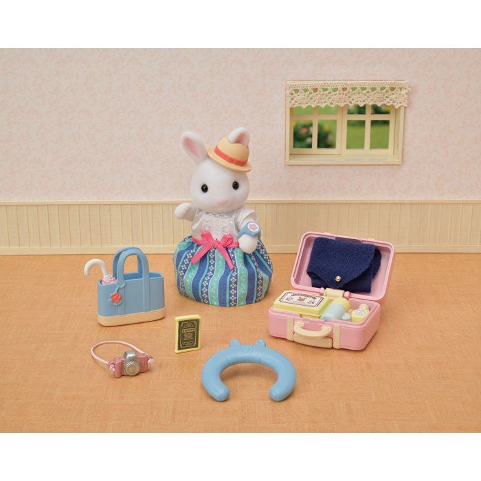 The snow rabbit mother and her weekend suitcase - Sylvanian Families - 5641 - From 3 years old