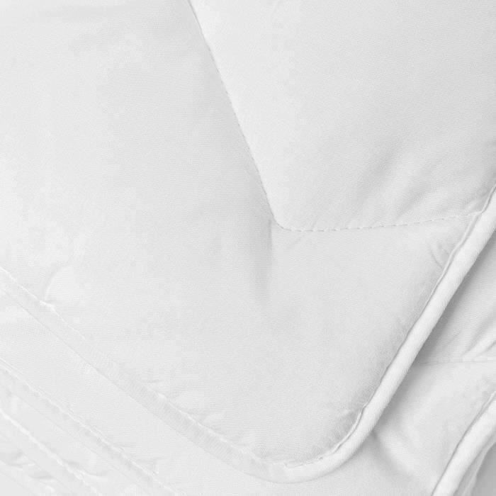 TOISON D'OR - Temperate Bamboo Duvet (300g/m²) - 240x260cm - Temperate heat - Bamboo viscose - 2 people - White