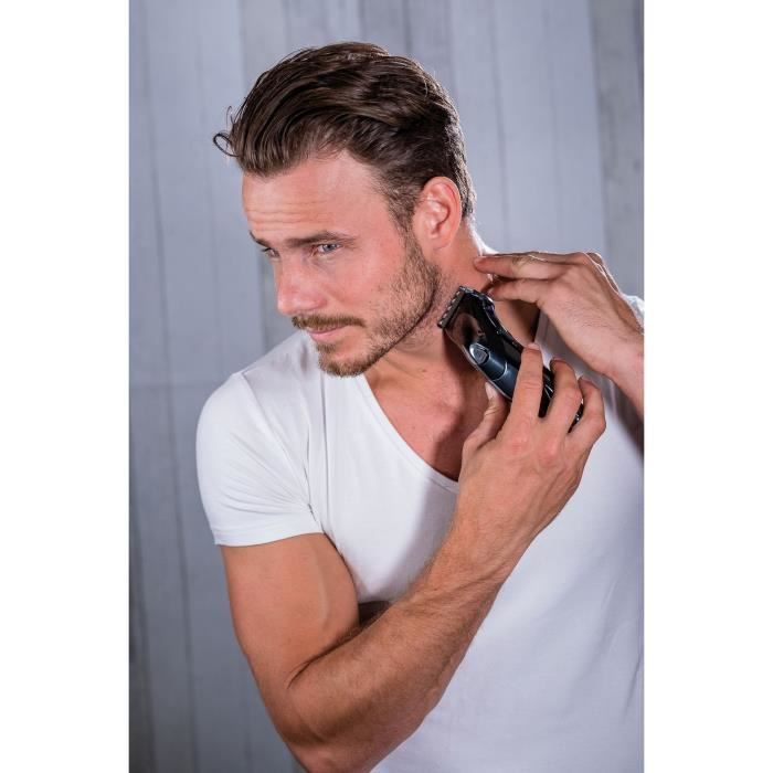 Hair and beard trimmer - WAHL - HAIRCUT & BEARD - 3.5 W - 10 combs - Autonomy: 40 min - Black