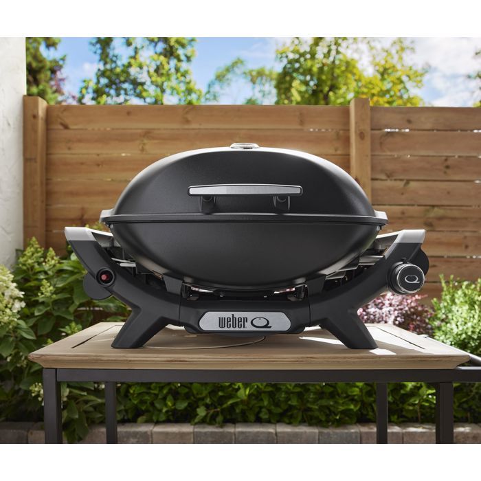 Gas Grill - Weber - Q2100N - 2.94 kW - 1 stainless steel burner - Enameled cast iron - Piezoelectric ignition - Black