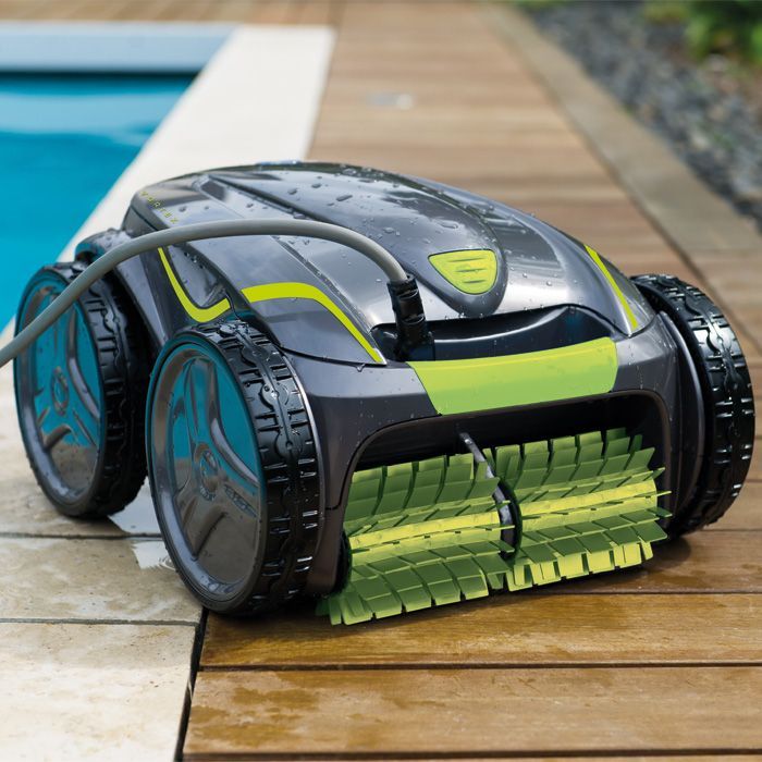 ZODIAC GV5220 floor, wall and water line robot for swimming pools up to 12 x 6m